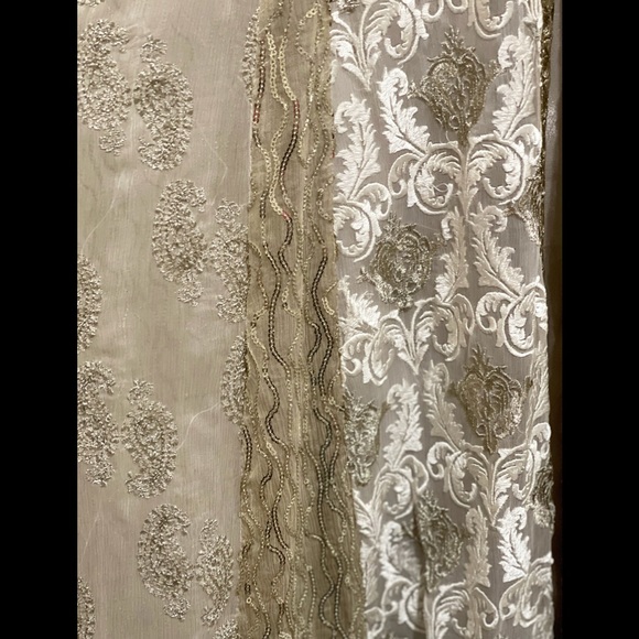 Elegant sparkling Sequins and Embroidered Gown - Picture 5 of 7